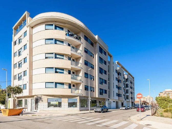 Erhverv til salg i Burriana / Borriana - € 116.000 (Ref: 9114469)