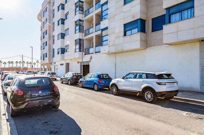 Erhverv til salg i Burriana / Borriana - € 116.000 (Ref: 9114469)