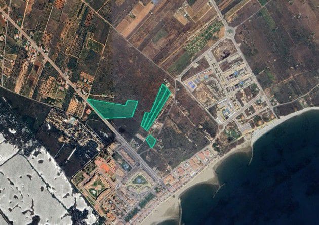 Ubebygd land til salgs i Torreblanca - € 1 099 900 (Ref: 9132783)