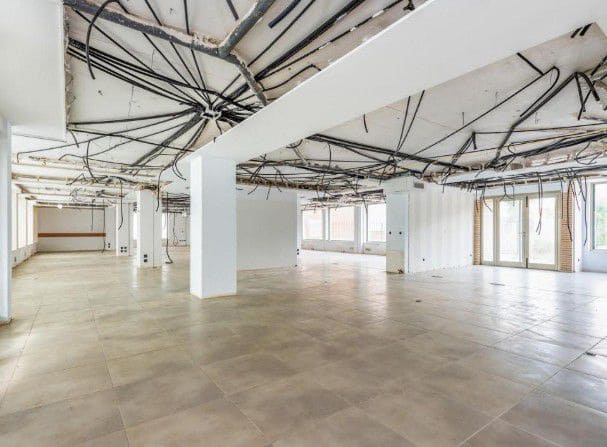 Kaupallinen myytävänä paikassa Benicarlo - 450 000 € (Ref: 9134729)