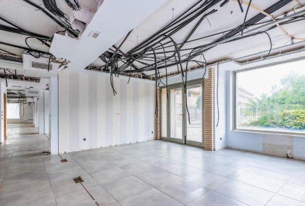 Kaupallinen myytävänä paikassa Benicarlo - 450 000 € (Ref: 9134729)