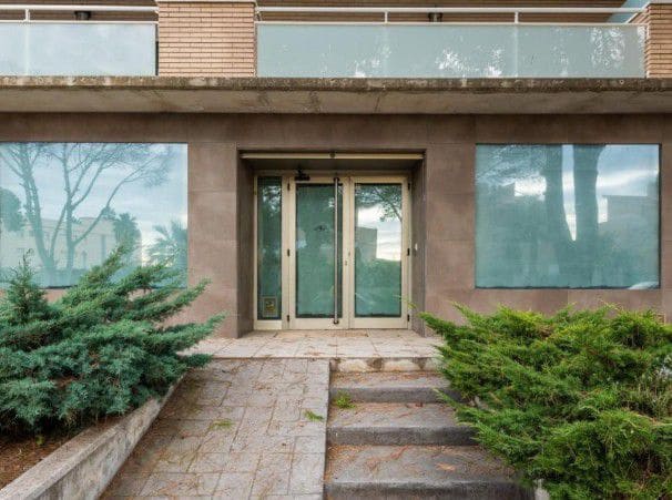 Kaupallinen myytävänä paikassa Benicarlo - 450 000 € (Ref: 9134729)