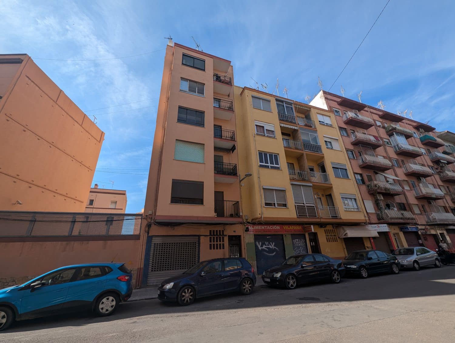 3 soveværelse Lejlighed til salg i Castello de la Plana - € 95.000 (Ref: 9137413)