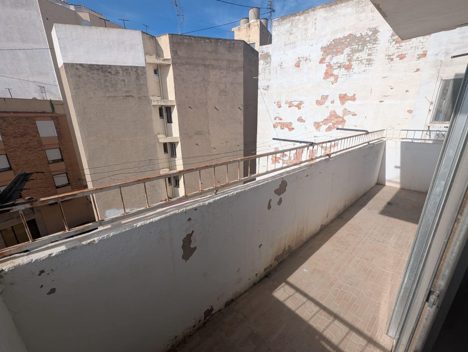 3 soveværelse Lejlighed til salg i Castello de la Plana - € 95.000 (Ref: 9137413)