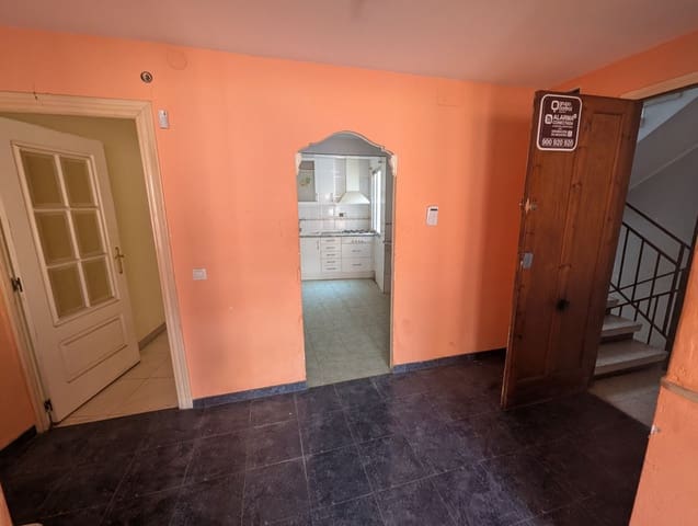 3 soveværelse Lejlighed til salg i Castelló de la Plana - € 95.000 (Ref: 9137413)