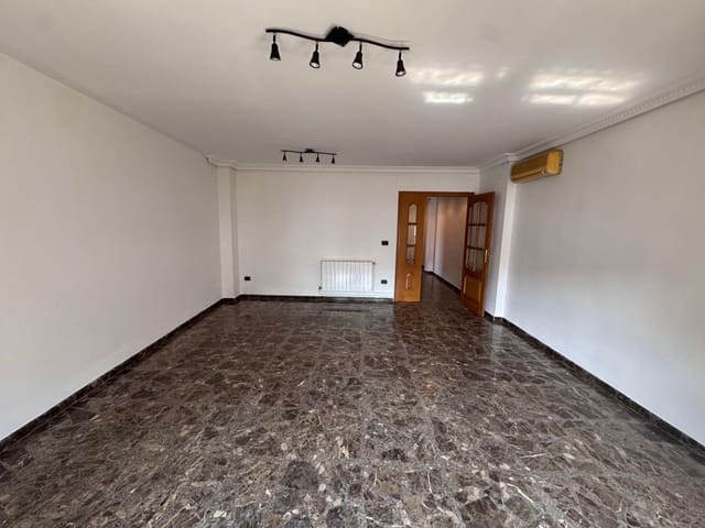 3 soveværelse Lejlighed til leje i Burriana / Borriana - € 600 (Ref: 9169848)