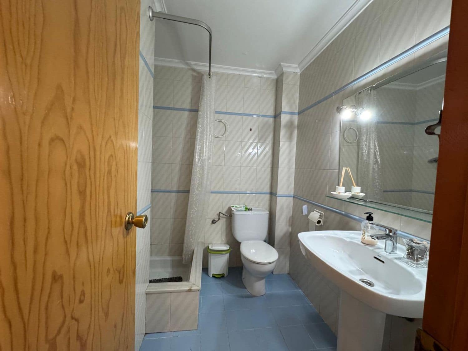 5 soveværelse Semi-Rækkehus til salg i Moncofa med garage - € 237.000 (Ref: 9171833)