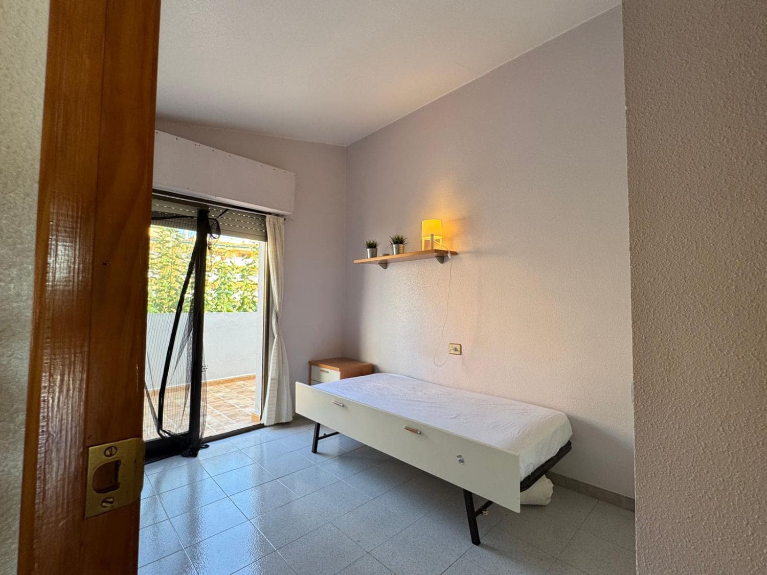 5 soveværelse Semi-Rækkehus til salg i Moncofa med garage - € 237.000 (Ref: 9171833)