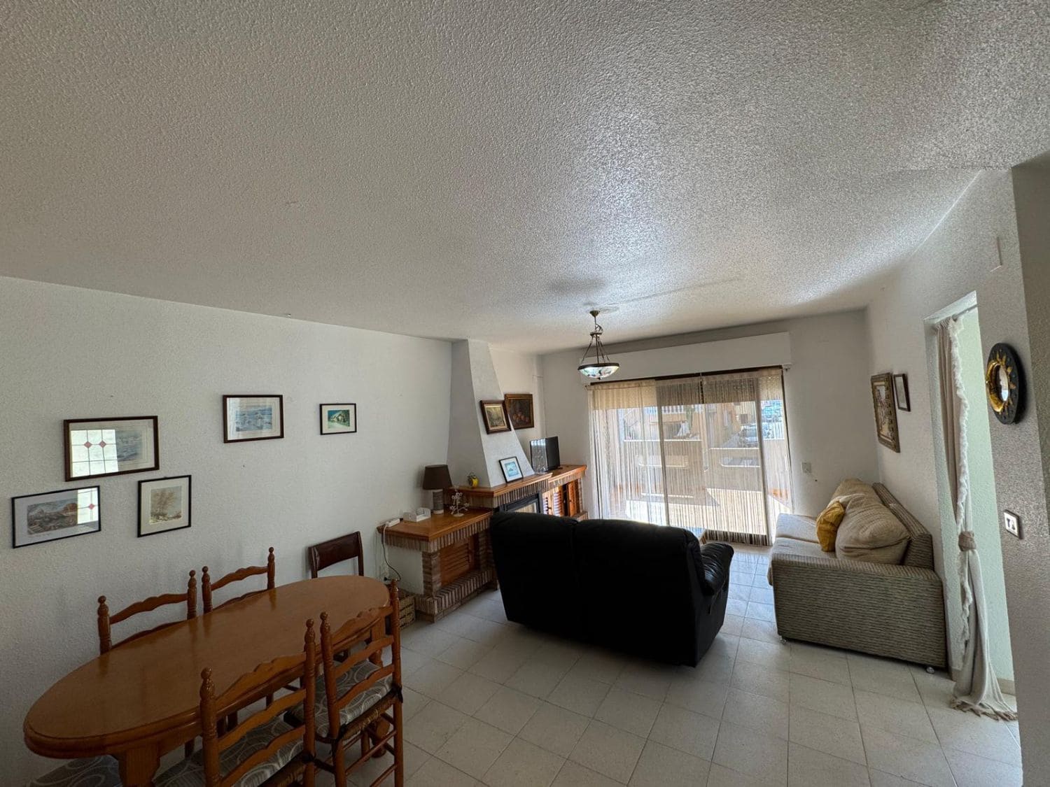 5 soveværelse Semi-Rækkehus til salg i Moncofa med garage - € 237.000 (Ref: 9171833)