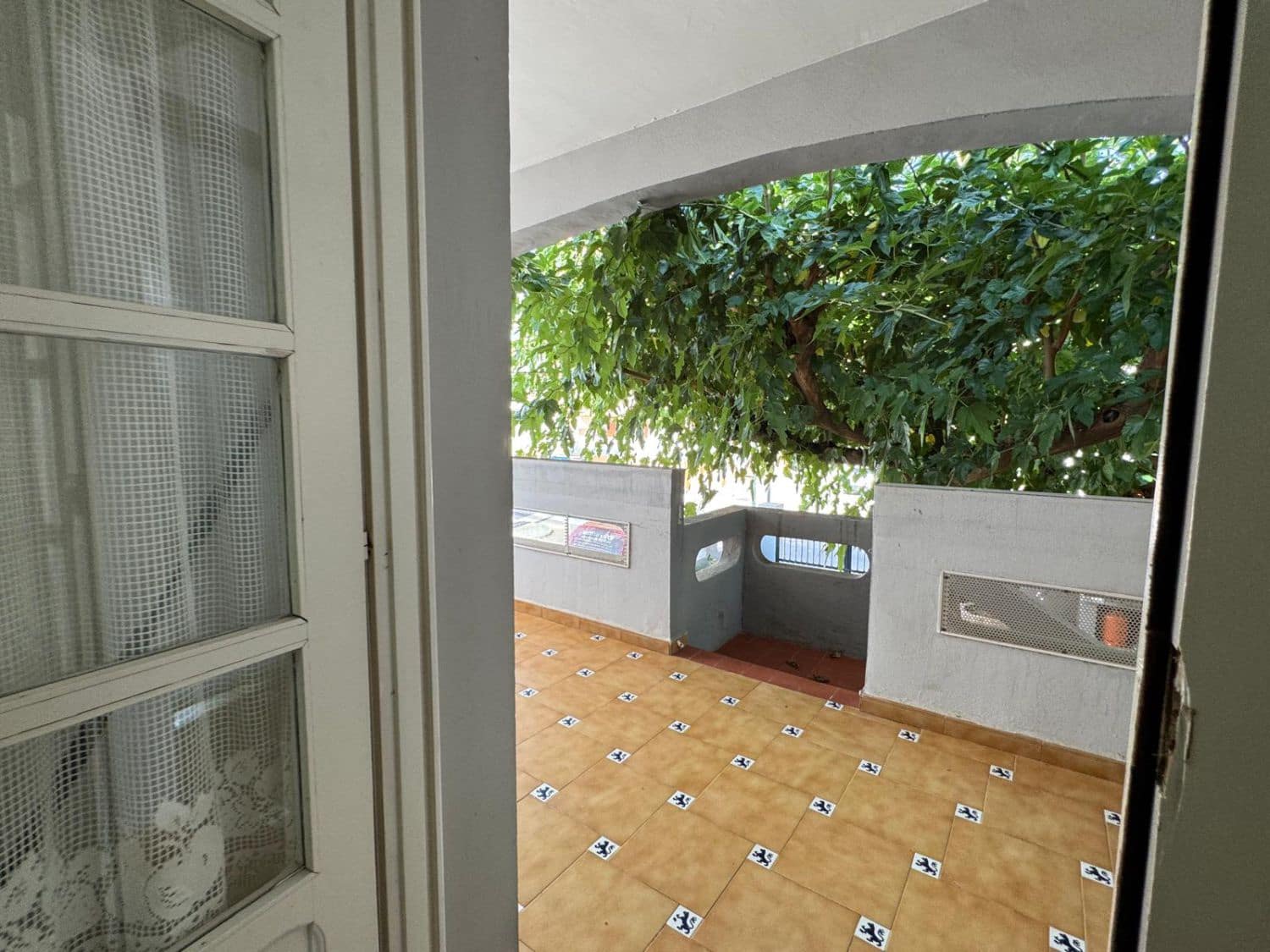 5 soveværelse Semi-Rækkehus til salg i Moncofa med garage - € 237.000 (Ref: 9171833)