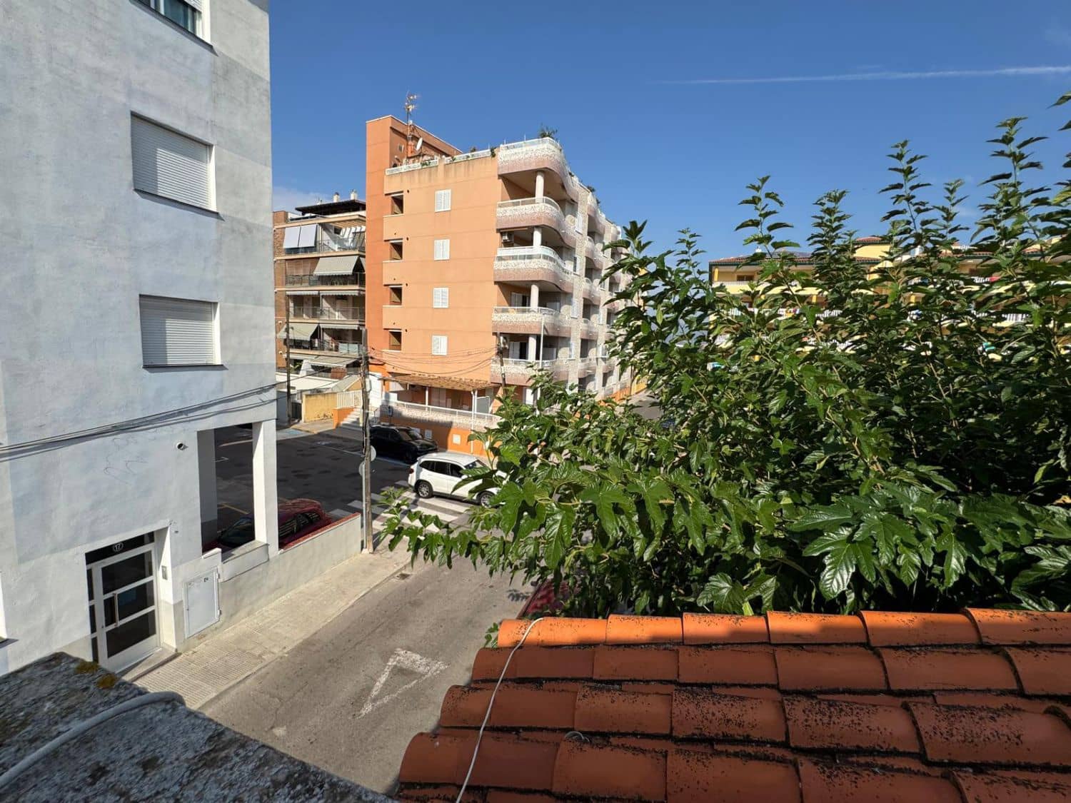 5 soveværelse Semi-Rækkehus til salg i Moncofa med garage - € 237.000 (Ref: 9171833)