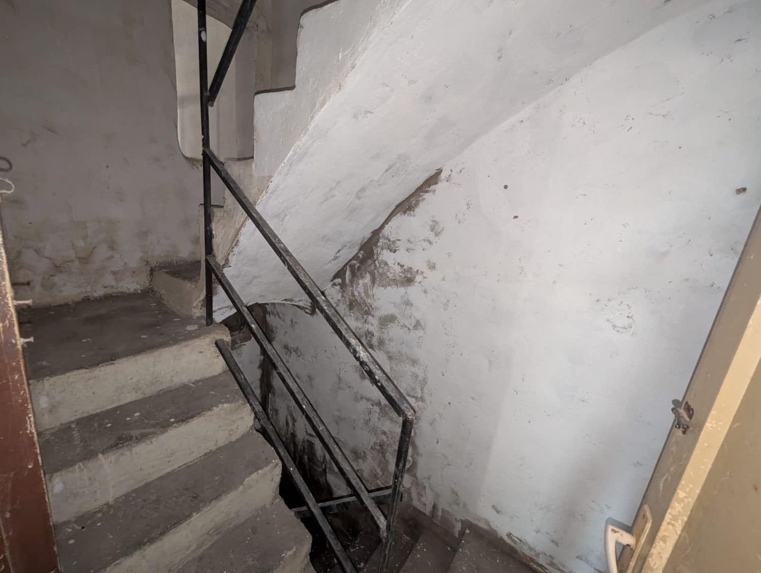 6 soveværelse Byhus til salg i L'Alcora med garage - € 129.800 (Ref: 9189218)