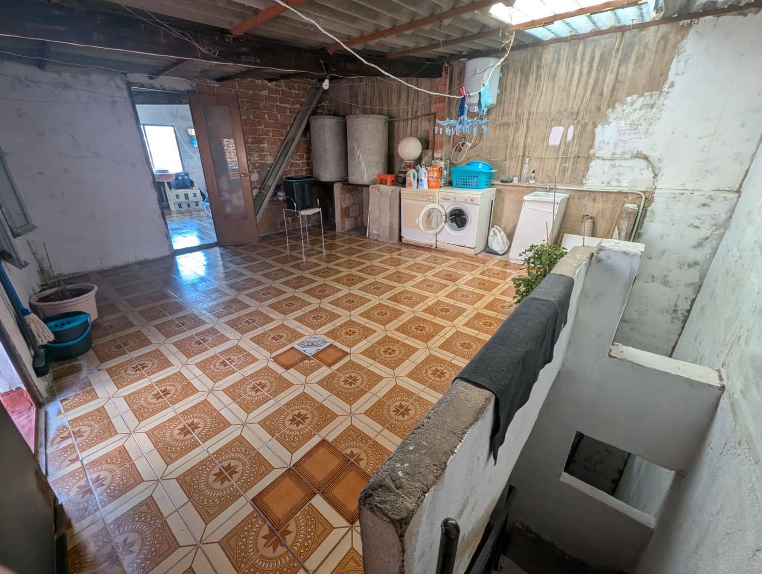 6 soveværelse Byhus til salg i L'Alcora med garage - € 129.800 (Ref: 9189218)