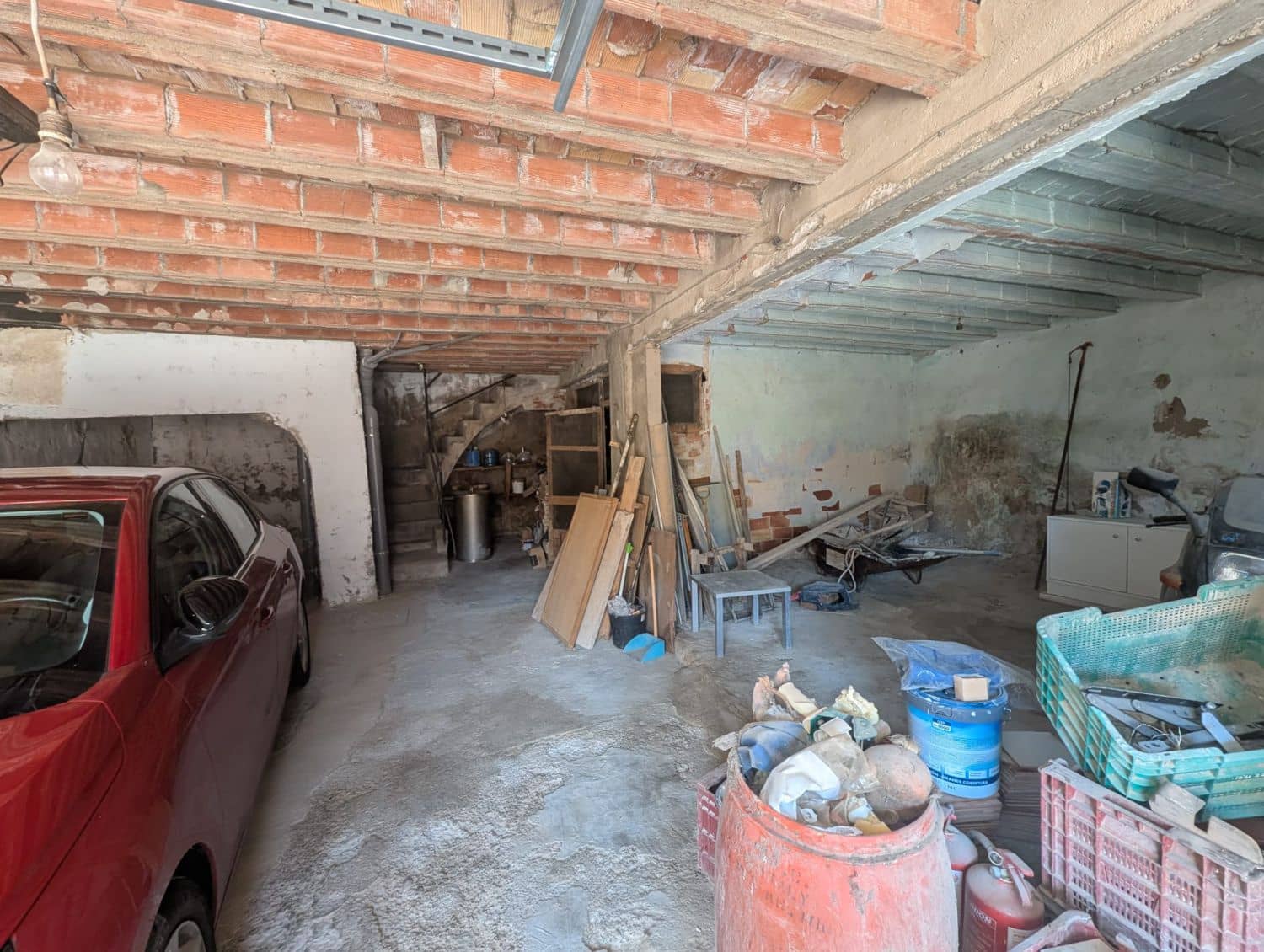 6 soveværelse Byhus til salg i L'Alcora med garage - € 129.800 (Ref: 9189218)