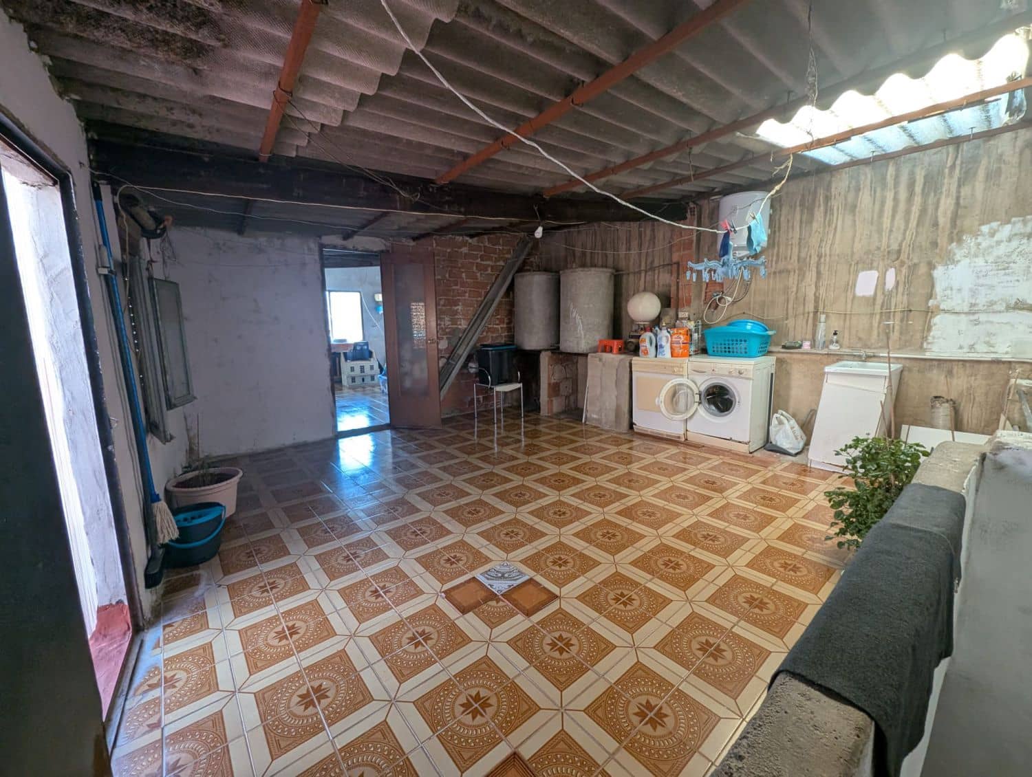 6 soveværelse Byhus til salg i L'Alcora med garage - € 129.800 (Ref: 9189218)