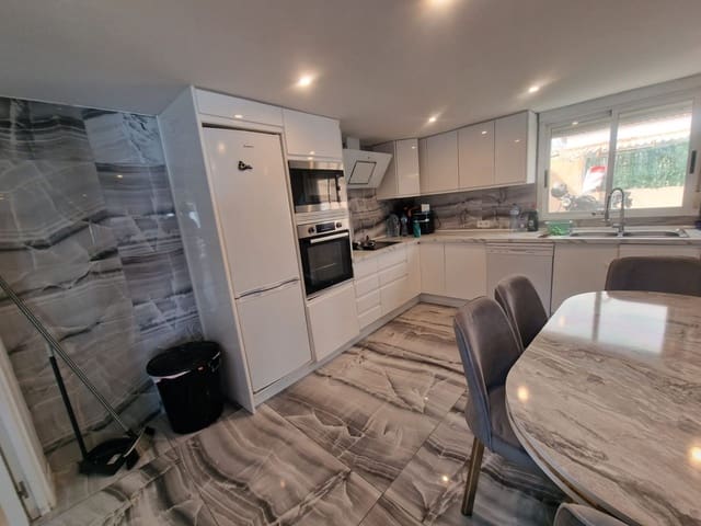 3 soverom Villa til salgs i El Grau de Castelló, Castelló de la Plana med garasje - € 250 000 (Ref: 9194104)