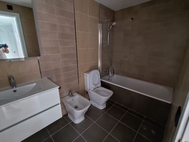 4 bedroom Apartment for sale in Betxí with garage - € 234,000 (Ref: 9197639)