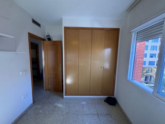 3 soveværelse Lejlighed til salg i Vila-real med garage - € 180.000 (Ref: 9206911)