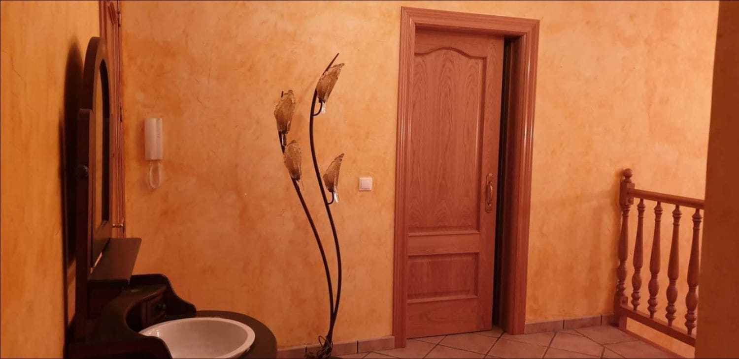 5 makuuhuone Omakotitalo myytävänä paikassa Borriol mukana 
autotalli - 396 000 € (Ref: 9208665)