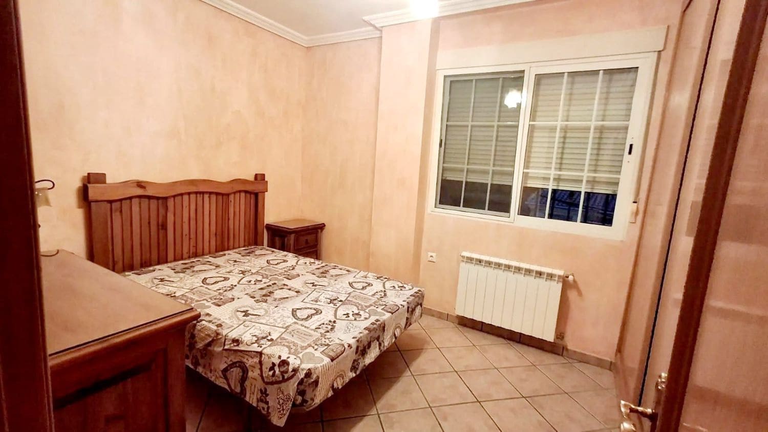 5 makuuhuone Omakotitalo myytävänä paikassa Borriol mukana 
autotalli - 396 000 € (Ref: 9208665)