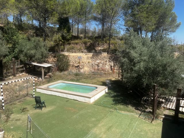 4 bedroom Finca/Country House for sale in Artana - € 130,000 (Ref: 9209540)