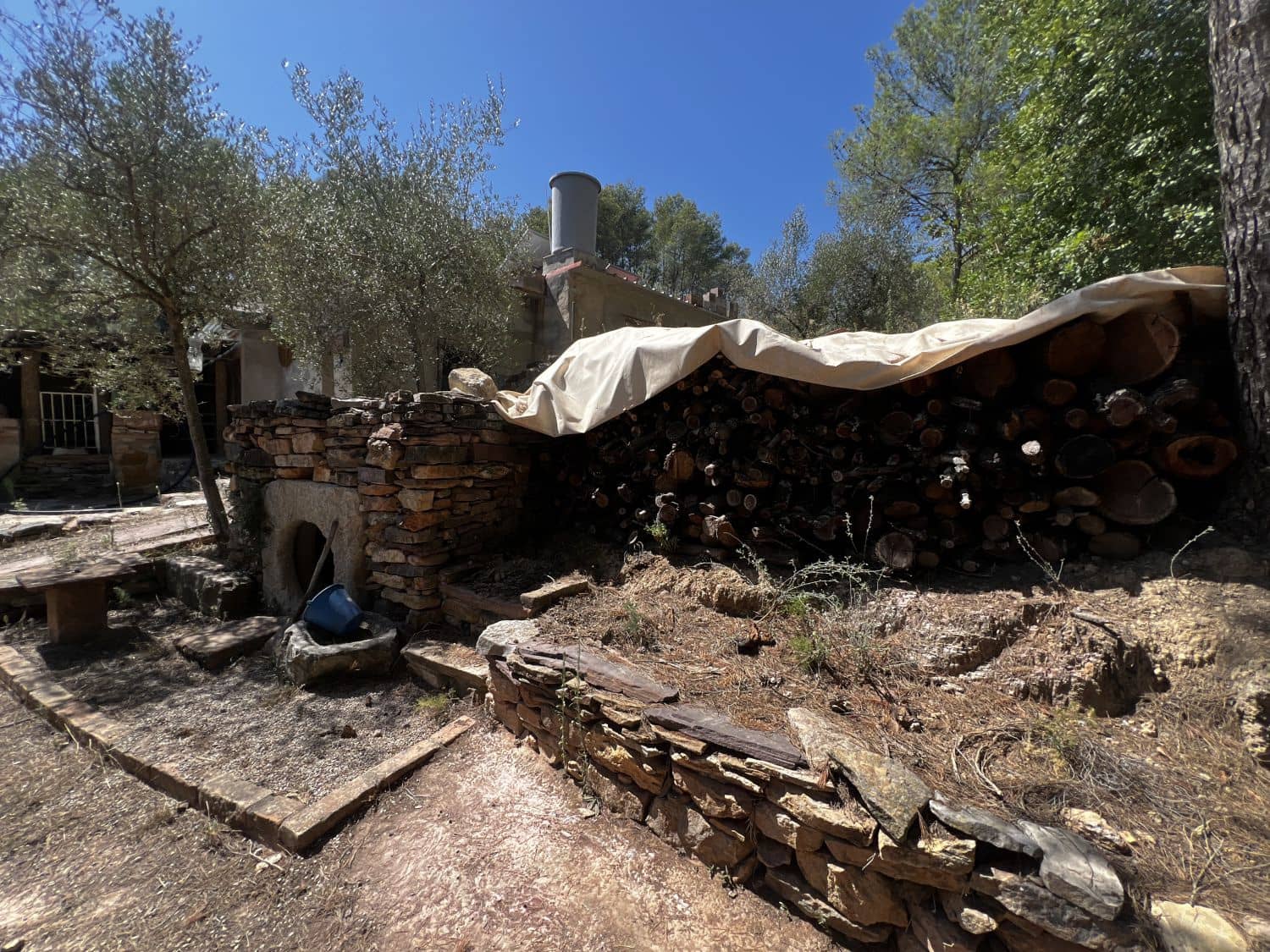 4 soverom Finca/Herregård til salgs i Artana - € 130 000 (Ref: 9209540)