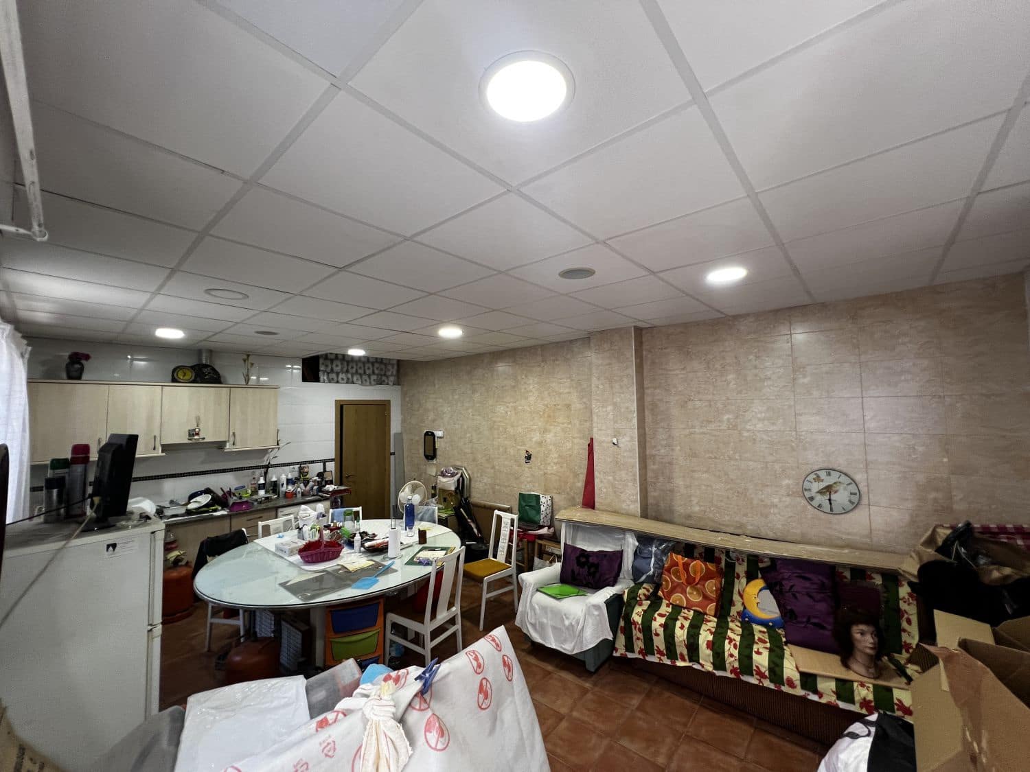 Erhverv til leje i Castello de la Plana - € 650 (Ref: 9231021)