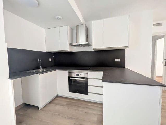 3 slaapkamer Flat te koop in Centro, Castelló de la Plana met garage - € 185.000 (Ref: 9233111)