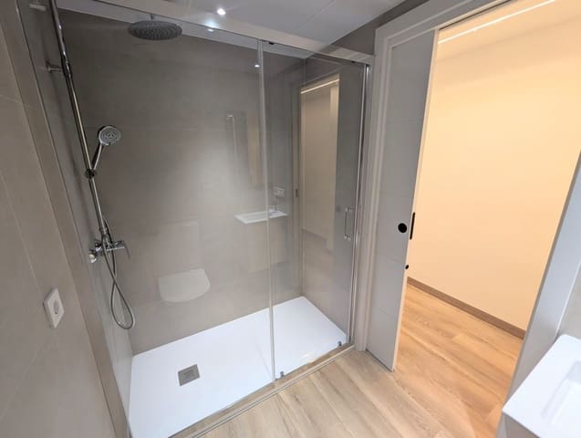3 slaapkamer Flat te koop in Centro, Castelló de la Plana met garage - € 185.000 (Ref: 9233111)