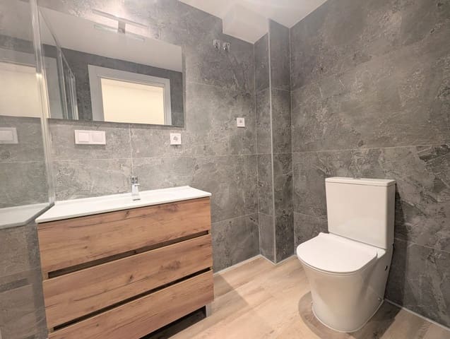 3 slaapkamer Flat te koop in Centro, Castelló de la Plana met garage - € 185.000 (Ref: 9233111)