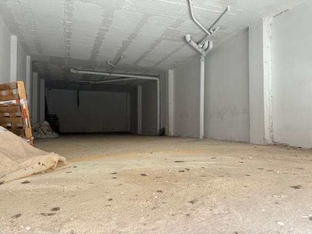 Local Comercial en La Vall d'Uixó en venta - 22.100 € (Ref: 9252547)