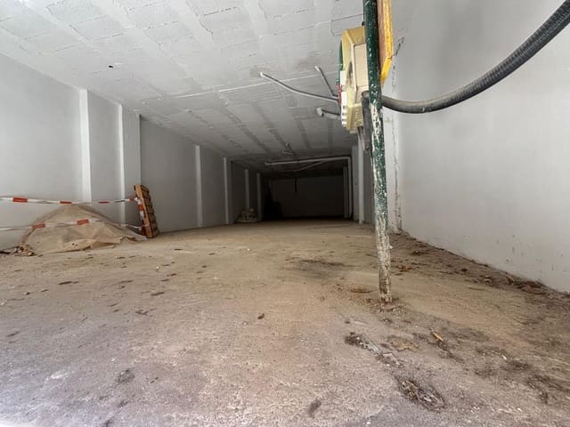 Local Comercial en La Vall d'Uixó en venta - 22.100 € (Ref: 9252547)