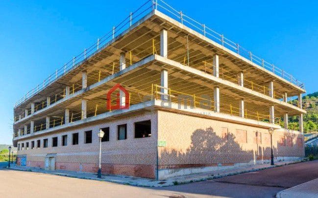 Apartment for sale in Castellnovo - € 675,000 (Ref: 9255450)