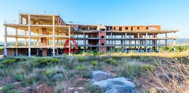 Apartment for sale in Castellnovo - € 675,000 (Ref: 9255450)