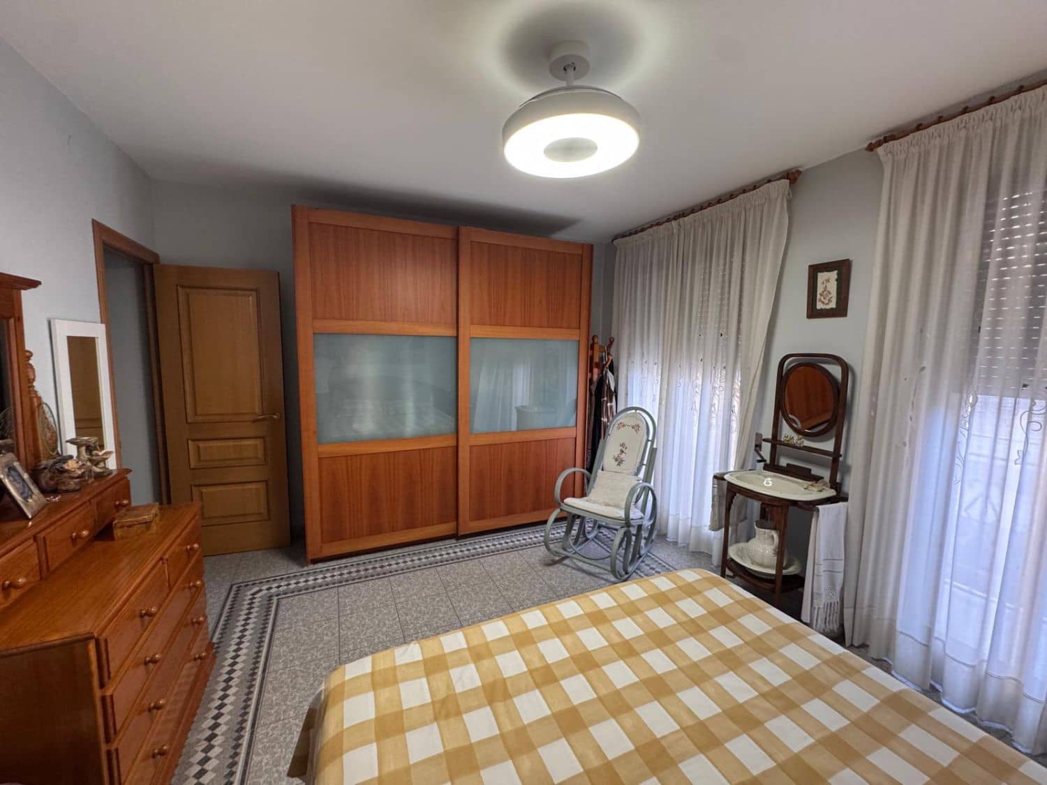 6 soveværelse Byhus til salg i Burriana / Borriana med garage - € 330.000 (Ref: 9257625)