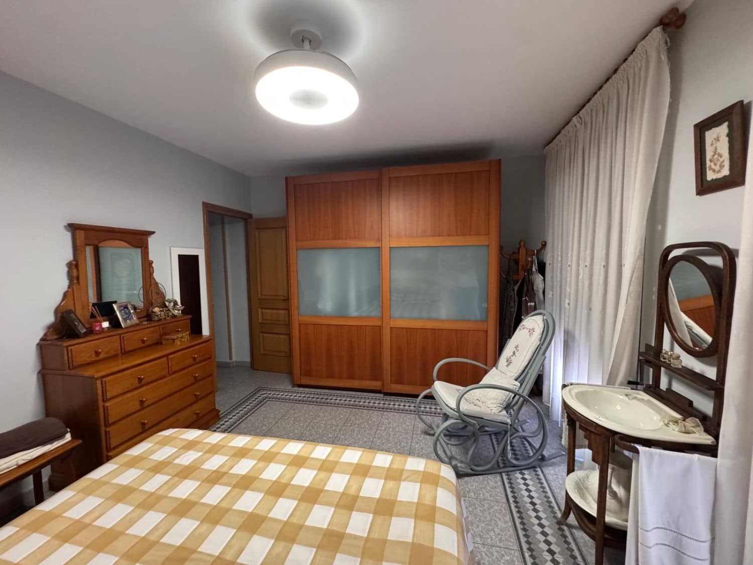 6 soveværelse Byhus til salg i Burriana / Borriana med garage - € 330.000 (Ref: 9257625)