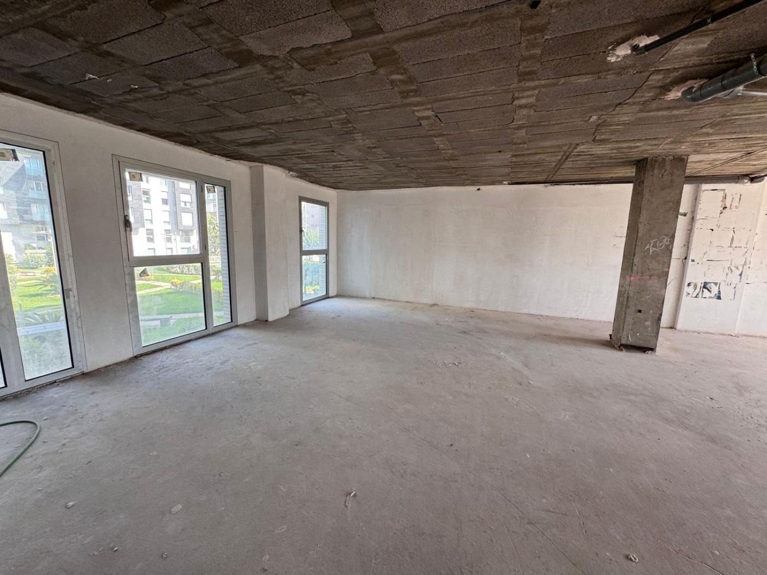 Commercial for sale in Vila-real - € 62,000 (Ref: 9262905)