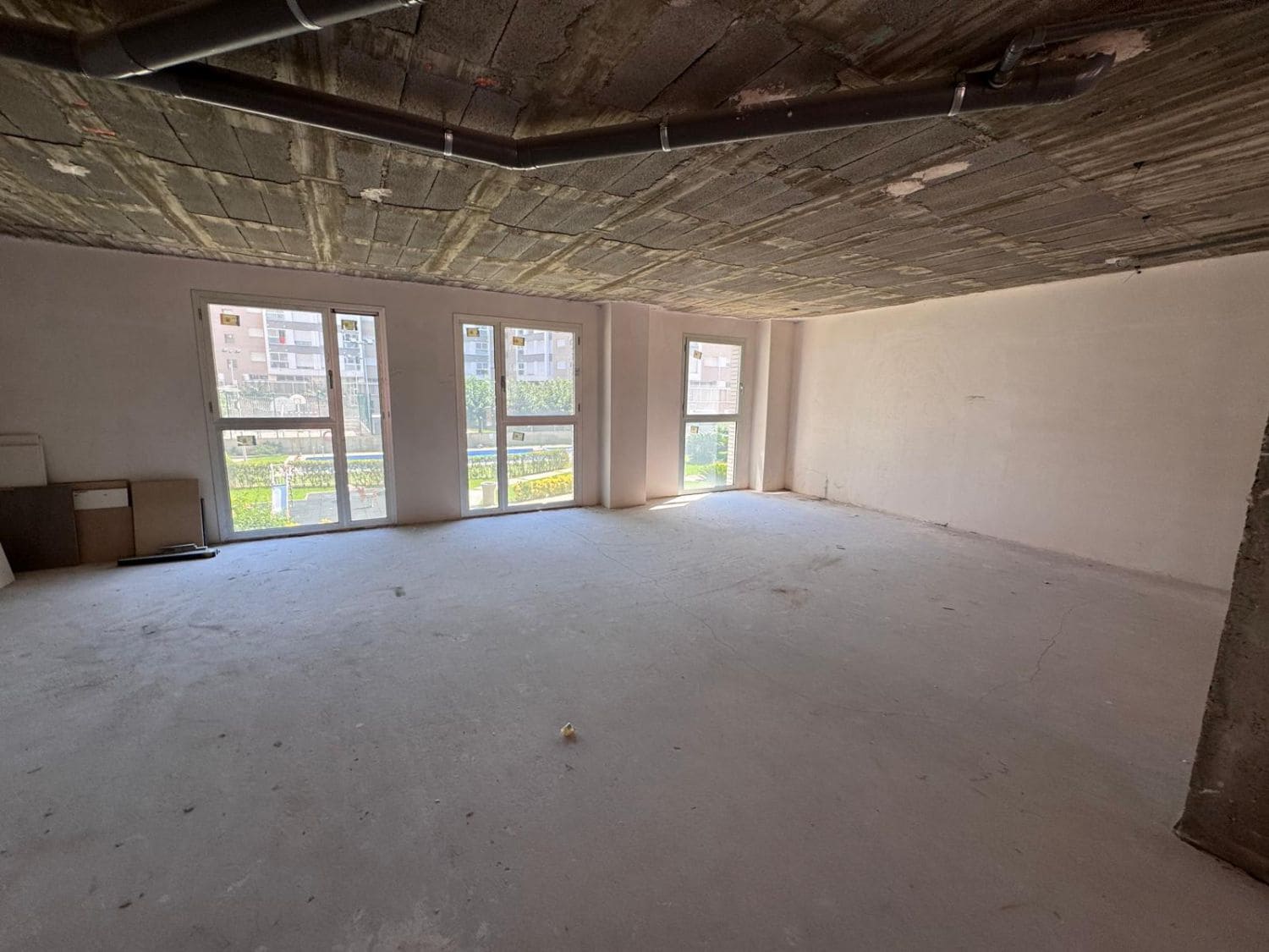 Commercial for sale in Vila-real - € 62,000 (Ref: 9262905)