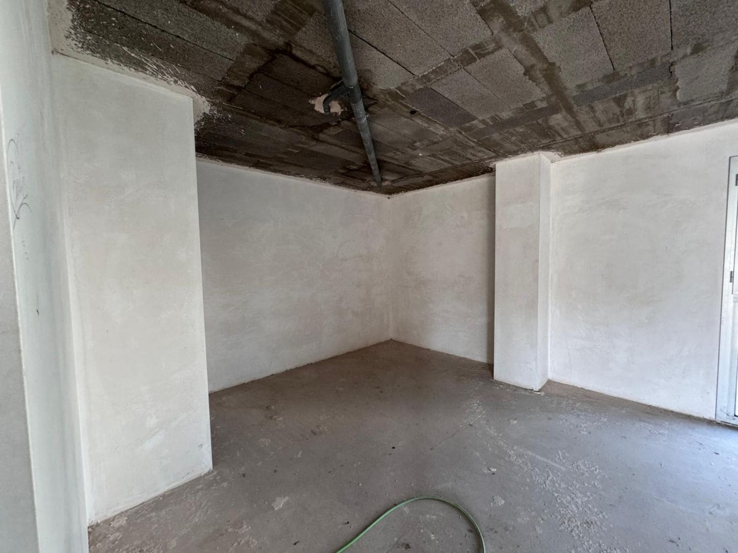 Commercial for sale in Vila-real - € 38,000 (Ref: 9262907)