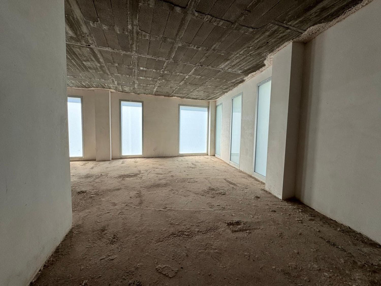 Commercial for sale in Vila-real - € 38,000 (Ref: 9262907)