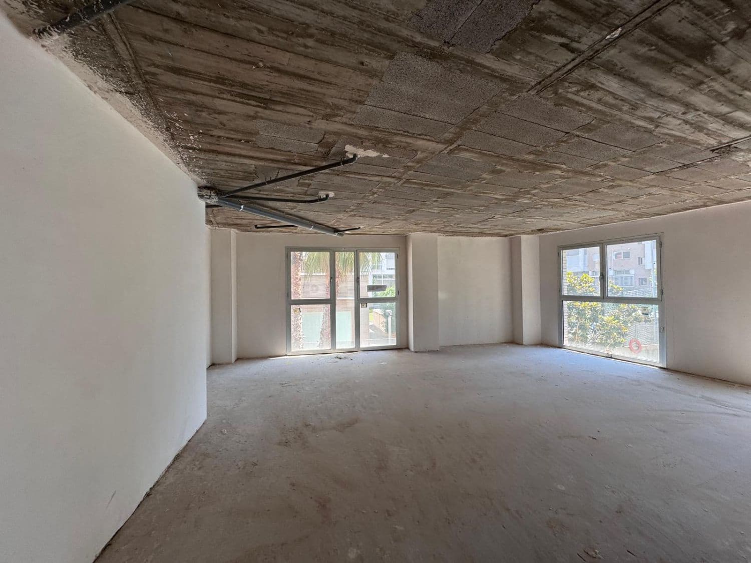 Commercial for sale in Vila-real - € 38,000 (Ref: 9262907)