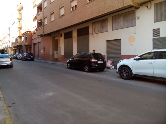 1 makuuhuone Kaupallinen myytävänä paikassa Almassora / Almazora - 350 000 € (Ref: 9264729)