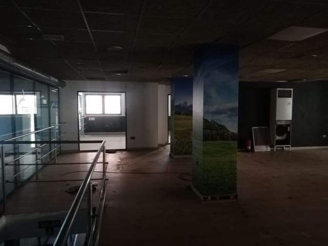 Kommersiell til salgs i Centro, Castelló de la Plana - € 370 000 (Ref: 9264730)