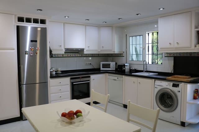 Pareado de 5 habitaciones en Benicàssim en venta - 800.000 € (Ref: 9264731)