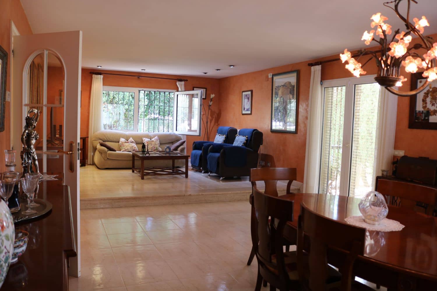 5 soverom Kjedet enebolig til salgs i Benicassim - € 800 000 (Ref: 9264731)