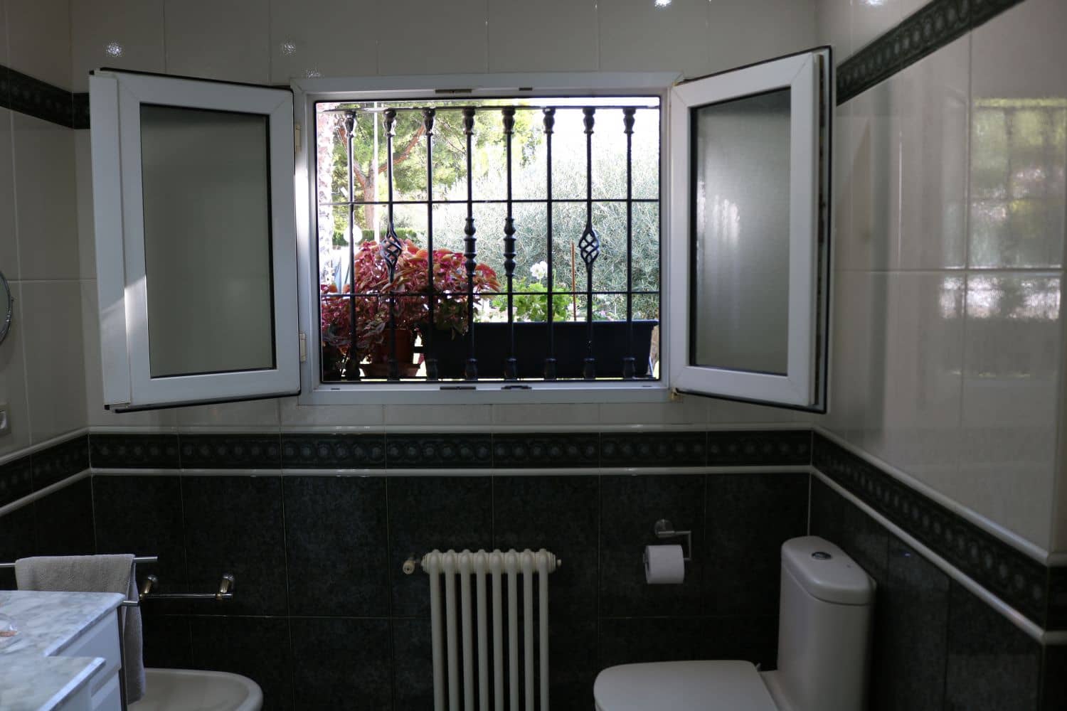 5 soverom Kjedet enebolig til salgs i Benicassim - € 800 000 (Ref: 9264731)