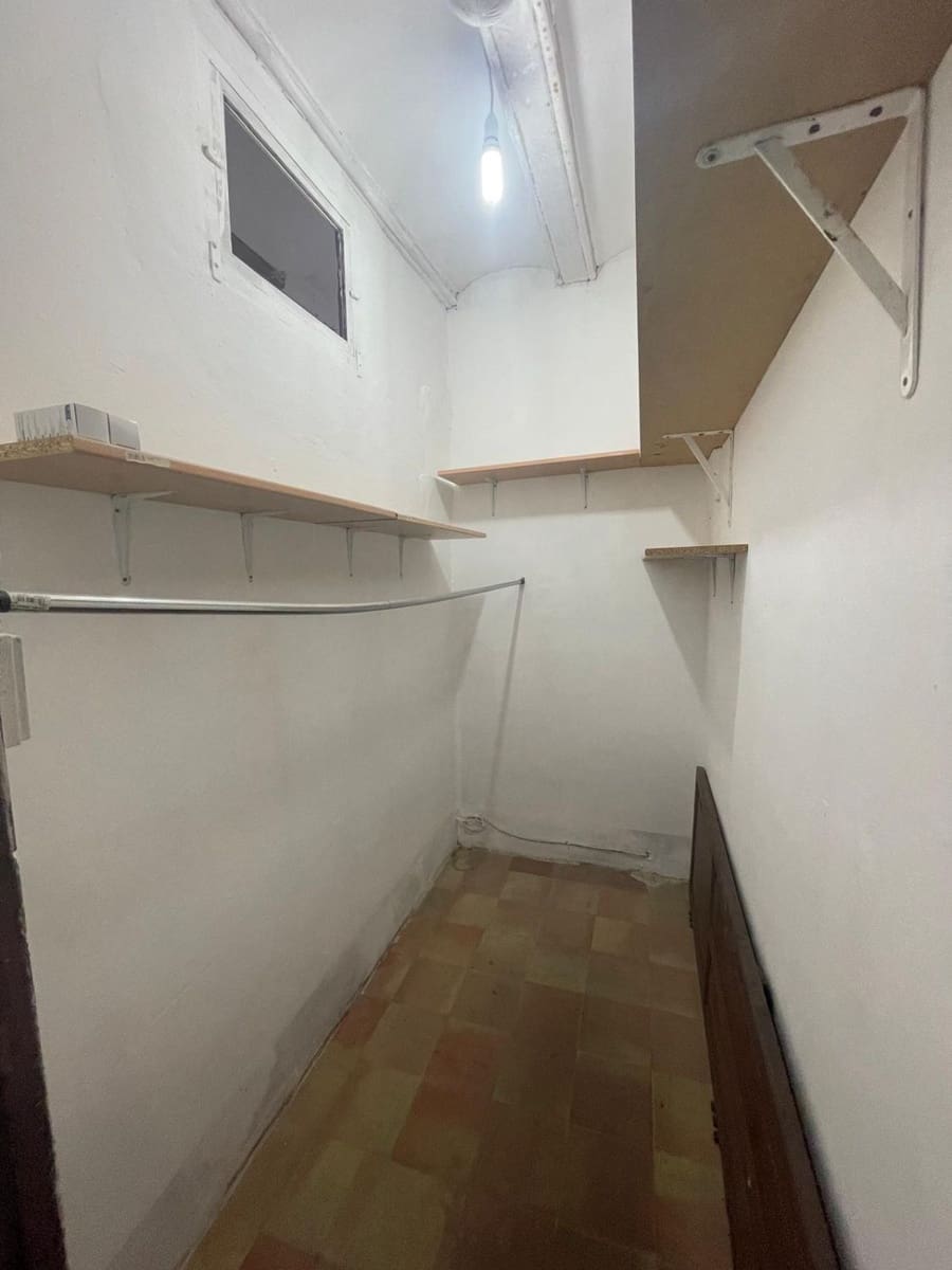 6 makuuhuone Omakotitalo myytävänä paikassa Castello de la Plana - 260 000 € (Ref: 9282478)