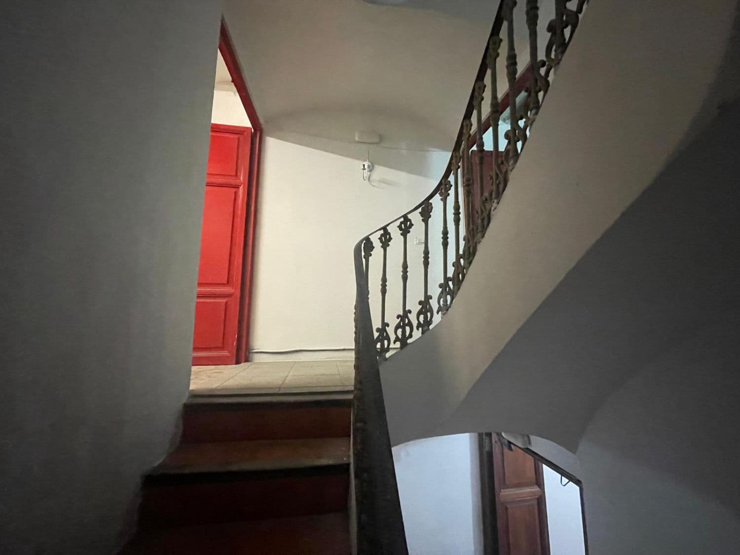 6 makuuhuone Omakotitalo myytävänä paikassa Castello de la Plana - 260 000 € (Ref: 9282478)