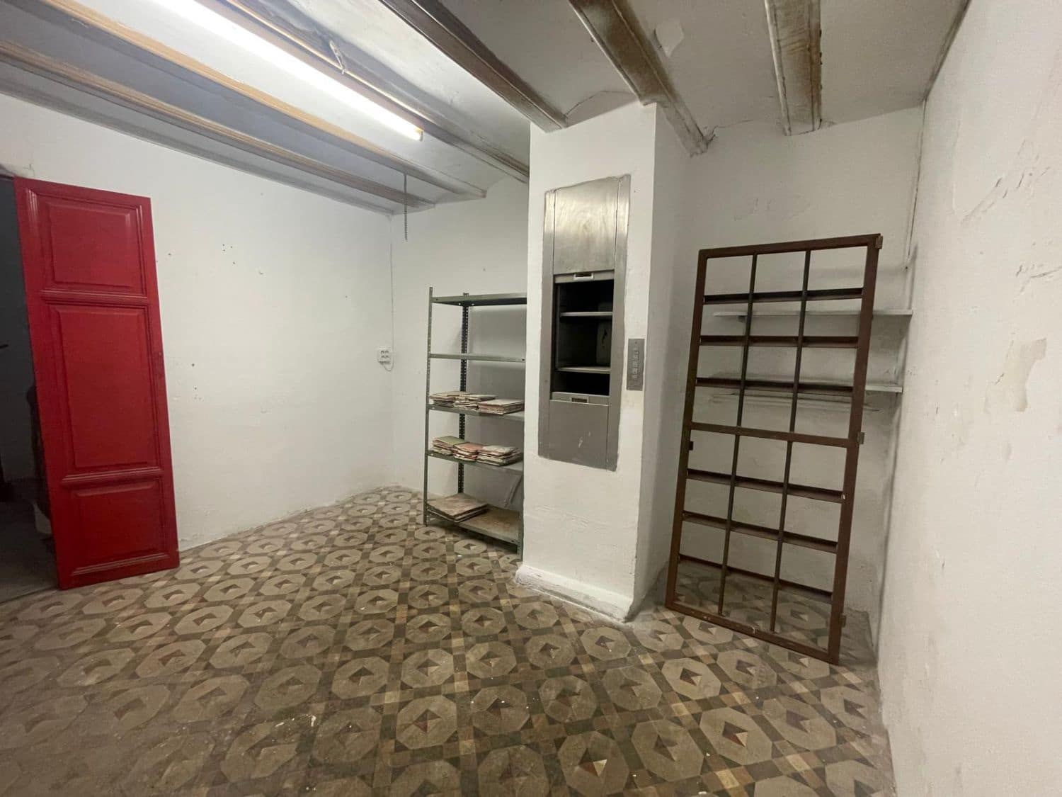 6 makuuhuone Omakotitalo myytävänä paikassa Castello de la Plana - 260 000 € (Ref: 9282478)