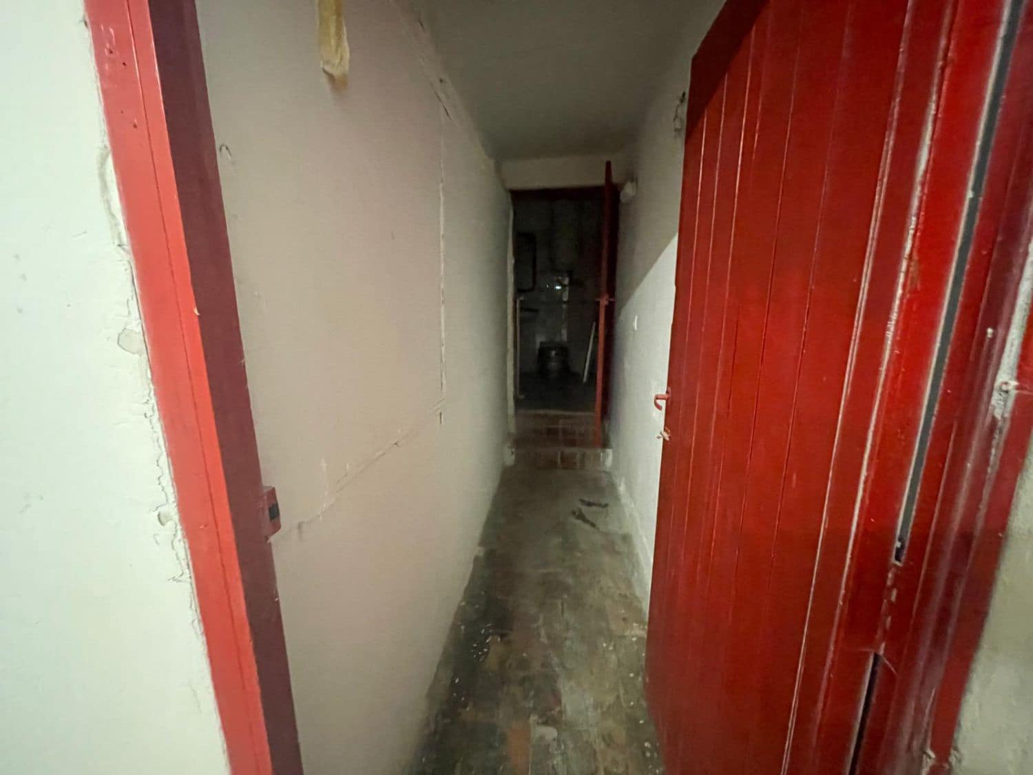 6 makuuhuone Omakotitalo myytävänä paikassa Castello de la Plana - 260 000 € (Ref: 9282478)